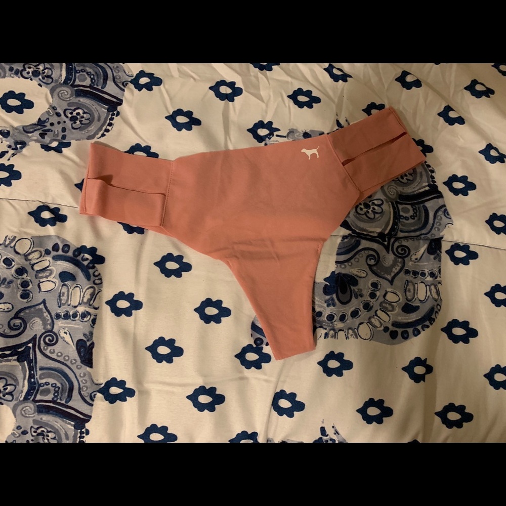 VS pink thong!